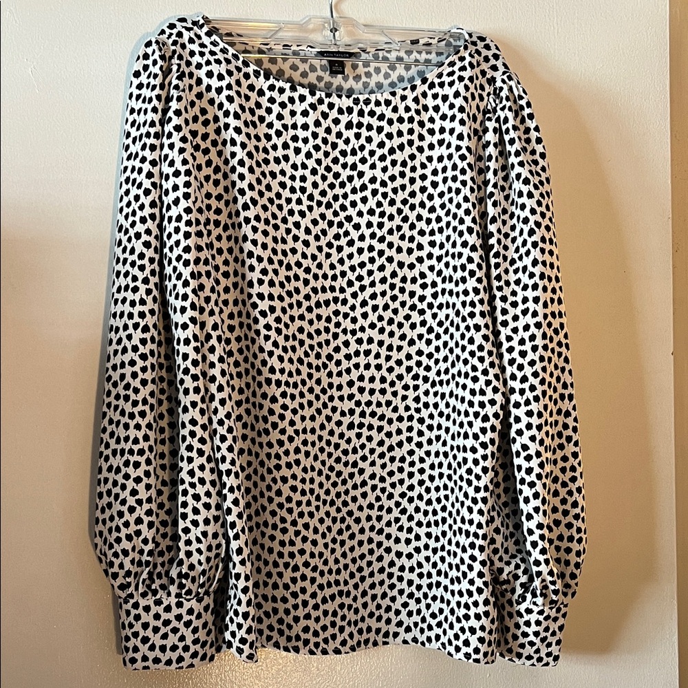 Ann Taylor Monochrome Patterned Blouse